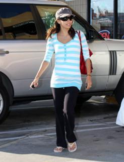 Eva Longoria feet photo thumbnail