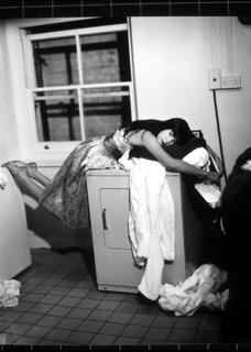 Liv Tyler feet photo thumbnail