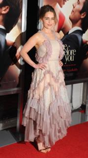 Emilia Clarke feet photo thumbnail