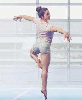 Aly Raisman feet photo thumbnail