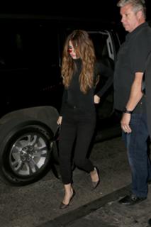 Selena Gomez feet photo thumbnail