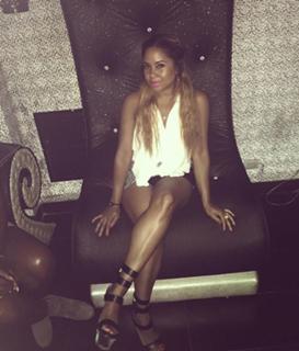 Angela Yee feet photo thumbnail