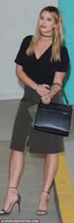 Ferne McCann feet photo thumbnail