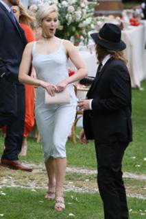 Jennifer Lawrence feet photo thumbnail