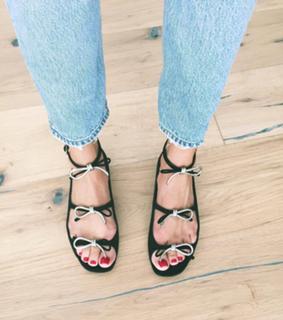 Ashley Madekwe feet photo thumbnail