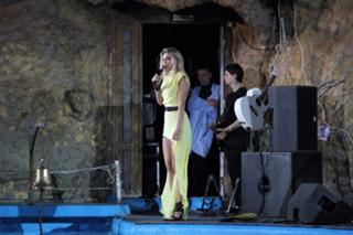 Vera Brezhneva feet photo thumbnail