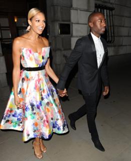 Alesha Dixon feet photo thumbnail