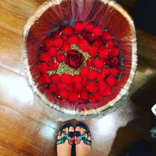 Marina Ruy Barbosa feet photo thumbnail