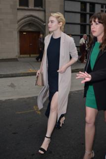Emma Stone feet photo thumbnail