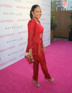 Christina Milian feet photo thumbnail