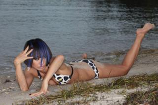 Bai Ling feet photo thumbnail