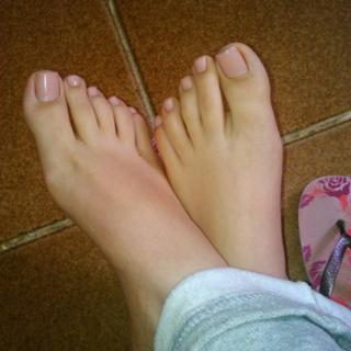 Isa Pes feet photo thumbnail