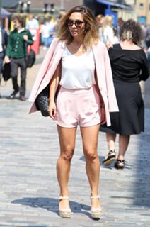 Myleene Klass feet photo thumbnail