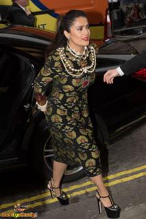 Salma Hayek feet photo thumbnail
