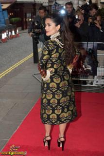 Salma Hayek feet photo thumbnail