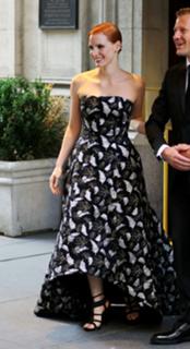 Jessica Chastain feet photo thumbnail