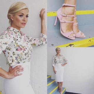 Holly Willoughby feet photo thumbnail