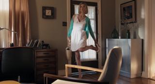 Rosamund Pike feet photo thumbnail