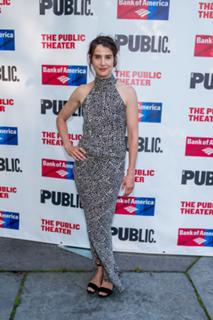 Cobie Smulders feet photo thumbnail