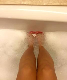 Daniela Katzenberger feet photo thumbnail