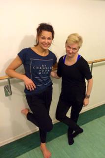 Anna Popek feet photo thumbnail