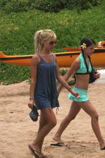 Ashley Tisdale feet photo thumbnail