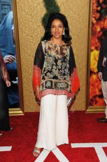 Phylicia Rashad feet photo 1