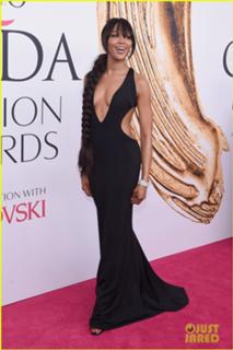Naomi Campbell feet photo thumbnail