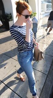 Emma Stone feet photo thumbnail