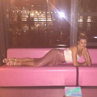Shantel VanSanten feet photo thumbnail