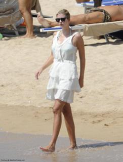 Ivanka Trump feet photo thumbnail