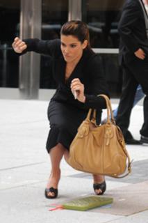 Sandra Bullock feet photo thumbnail
