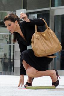 Sandra Bullock feet photo thumbnail