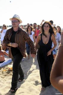 Penélope Cruz feet photo thumbnail
