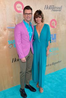 Lisa Rinna feet photo thumbnail