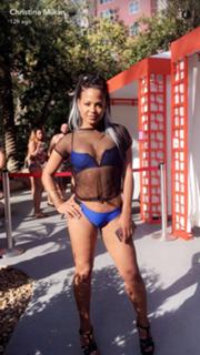 Christina Milian feet photo thumbnail