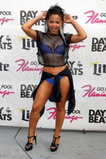 Christina Milian feet photo thumbnail