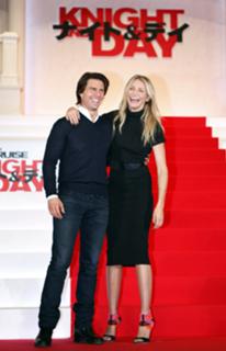 Cameron Diaz feet photo thumbnail