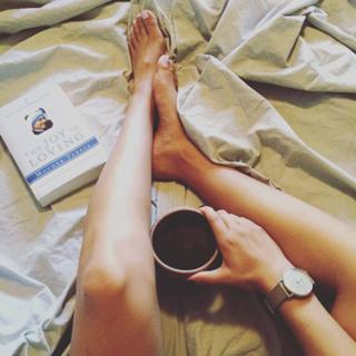 Erin Lim feet photo thumbnail