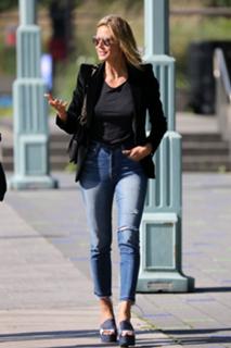 Heidi Klum feet photo thumbnail