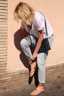 Alessia Marcuzzi feet photo thumbnail