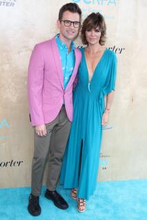 Lisa Rinna feet photo thumbnail