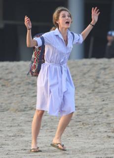 Keri Russell feet photo thumbnail
