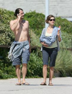 Keri Russell feet photo thumbnail