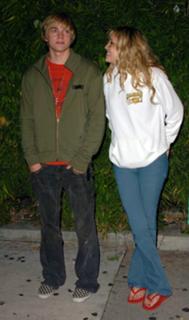 Katie Cassidy feet photo thumbnail