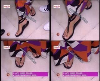 Pinar Altug feet photo thumbnail
