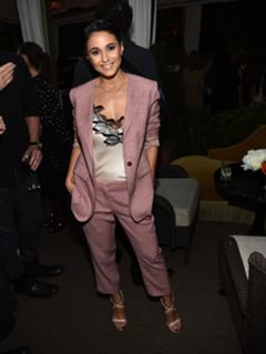 Emmanuelle Chriqui feet photo thumbnail