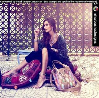 Amina Khalil feet photo 1