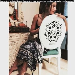 Amina Khalil feet photo 3