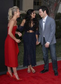 Vanessa Hudgens feet photo thumbnail
